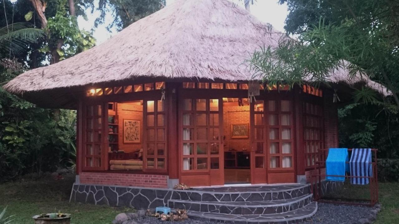 Ciliks Beach Garden Kubutambahan  Extérieur photo
