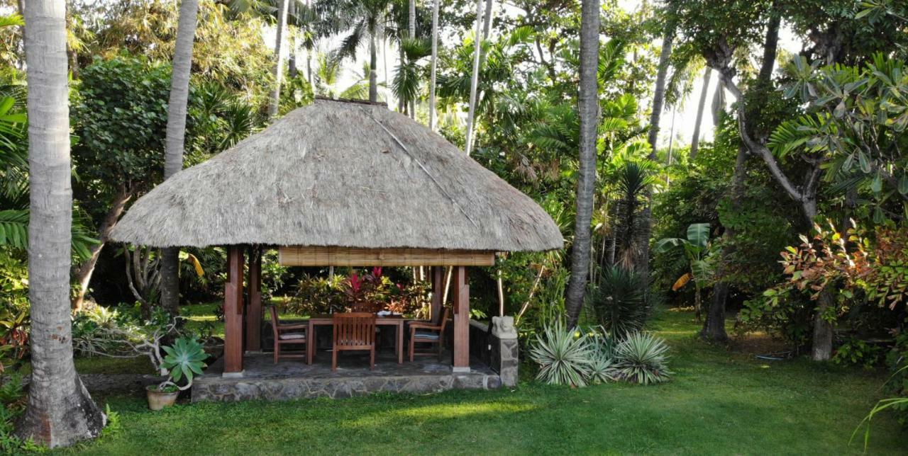 Ciliks Beach Garden Kubutambahan  Extérieur photo